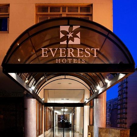 Everest Porto Alegre Hotel Exterior photo