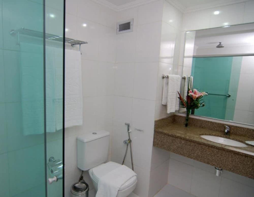 Everest Porto Alegre Hotel Exterior photo