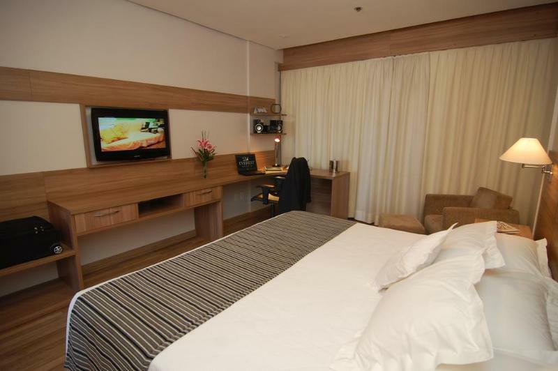 Everest Porto Alegre Hotel Exterior photo